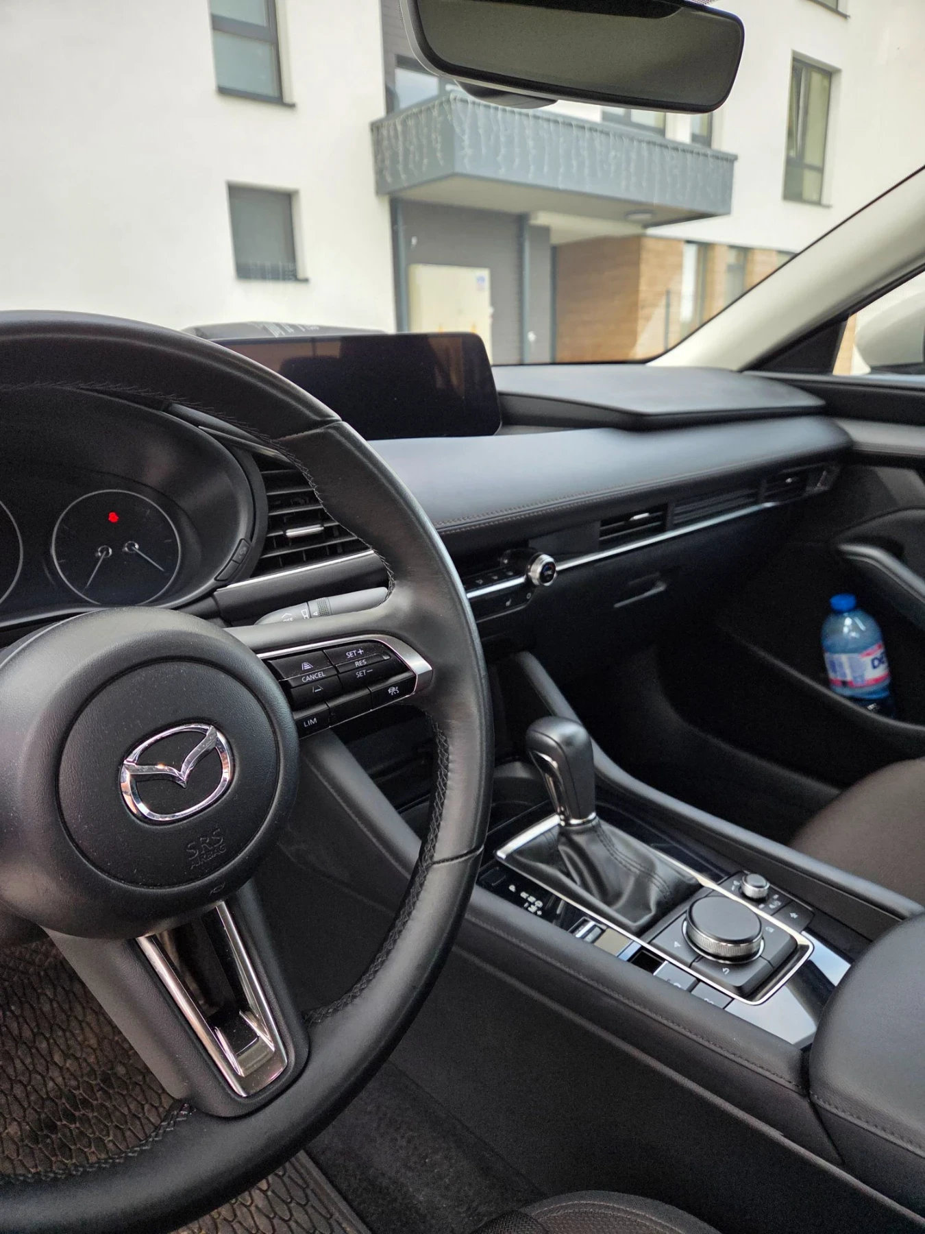 Mazda 3 E-Skyactiv , снимка 9 - Автомобили и джипове - 56634823