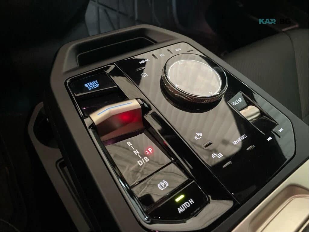 BMW iX xDrive40* HARMAN/KARDON* 360CAMERA* ПАНОРАМА* , снимка 16 - Автомобили и джипове - 56655344