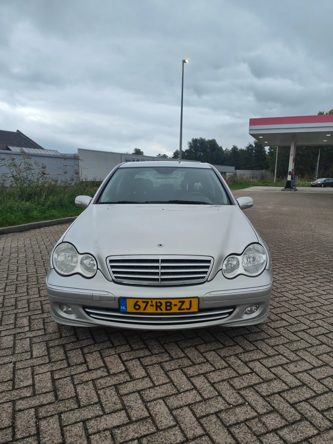 Mercedes-Benz C 240 C 240 V6 Elegance Facelift (W203/M112 E26)