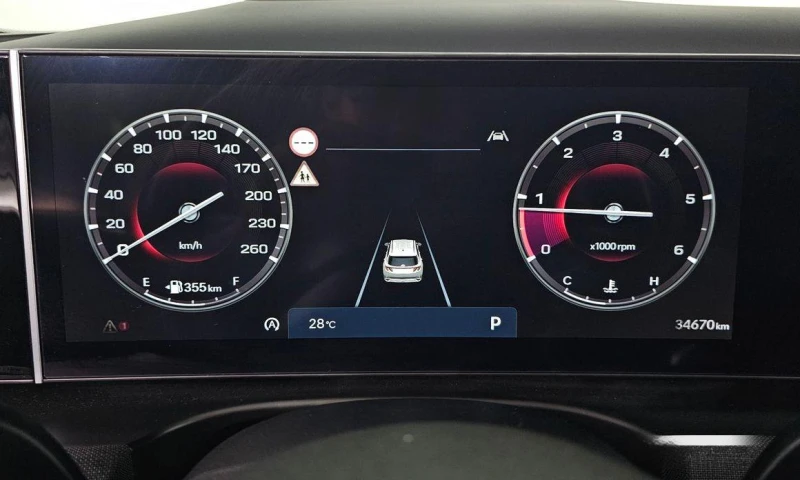 Hyundai Tucson Diesel 2.0 2WD Inspiration, снимка 8 - Автомобили и джипове - 52046443