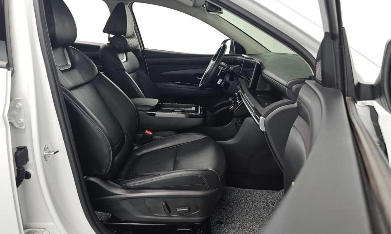 Hyundai Tucson Diesel 2.0 2WD Inspiration, снимка 10 - Автомобили и джипове - 52046443