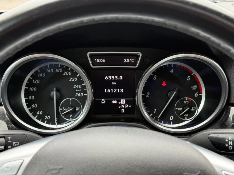 Mercedes-Benz ML 350 4MATIC* BLUETEC* CARFAX* , снимка 13 - Автомобили и джипове - 53096469