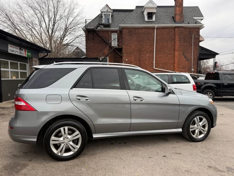 Mercedes-Benz ML 350 4MATIC* BLUETEC* CARFAX* , снимка 6 - Автомобили и джипове - 53096469