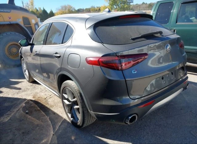 Alfa Romeo Stelvio AWD , снимка 4 - Автомобили и джипове - 48509352