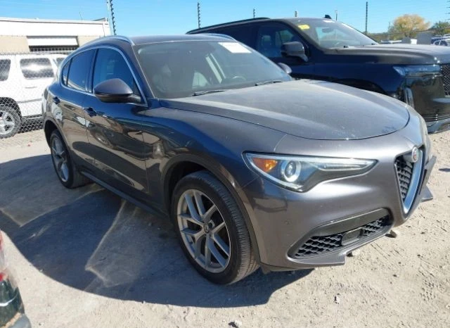 Alfa Romeo Stelvio AWD , снимка 1 - Автомобили и джипове - 48509352