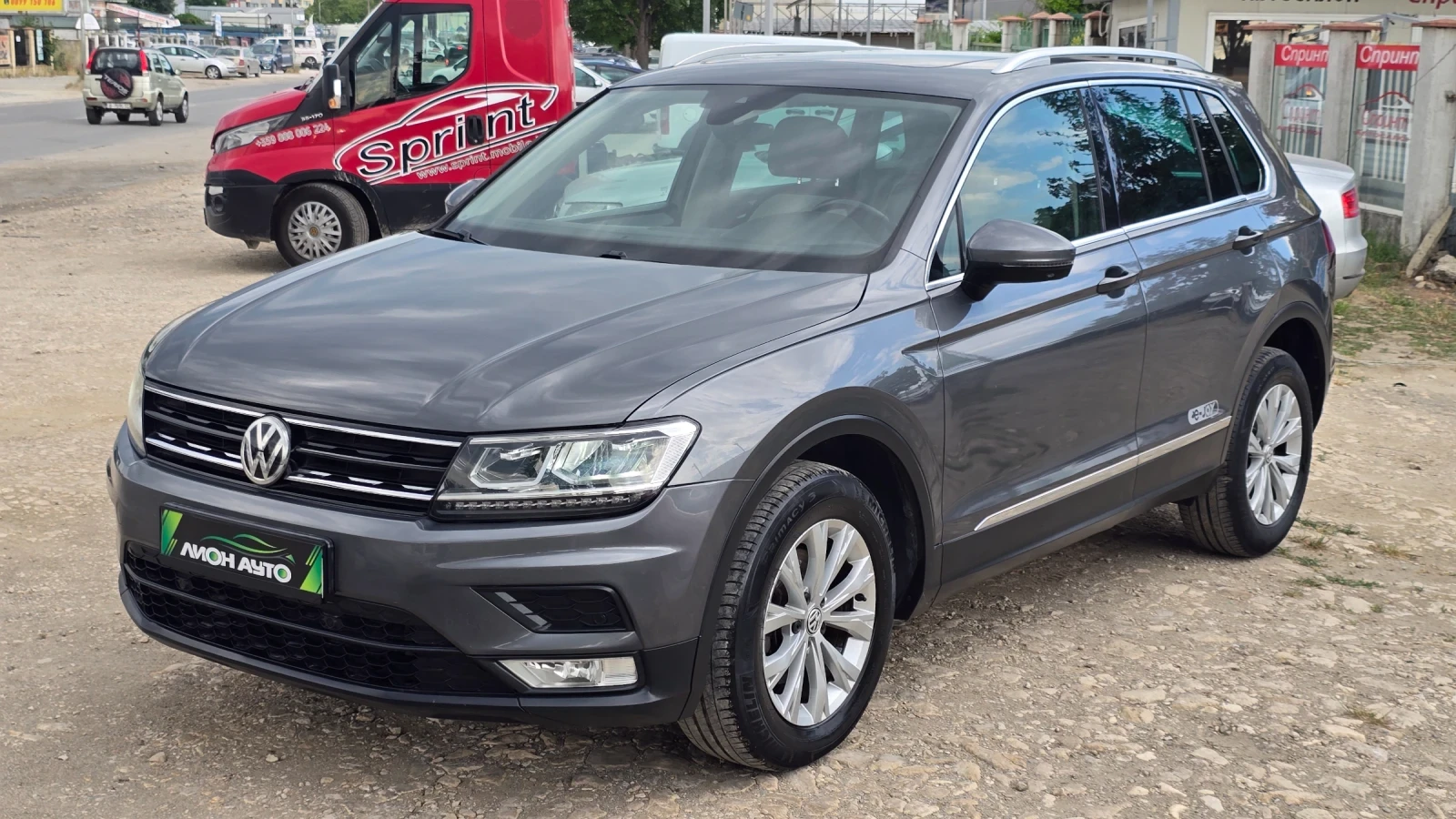 VW Tiguan 150к.с* 4X4* DSG* DISTRONIK* AMBIENT* ПАНОРАМА  - изображение 3
