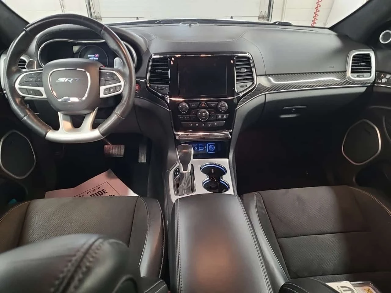 Jeep Grand cherokee SRT | DISTRONIC | ПАНОРАМА | ЧЕРНА АЛКАНТАРА| CRFX - изображение 9