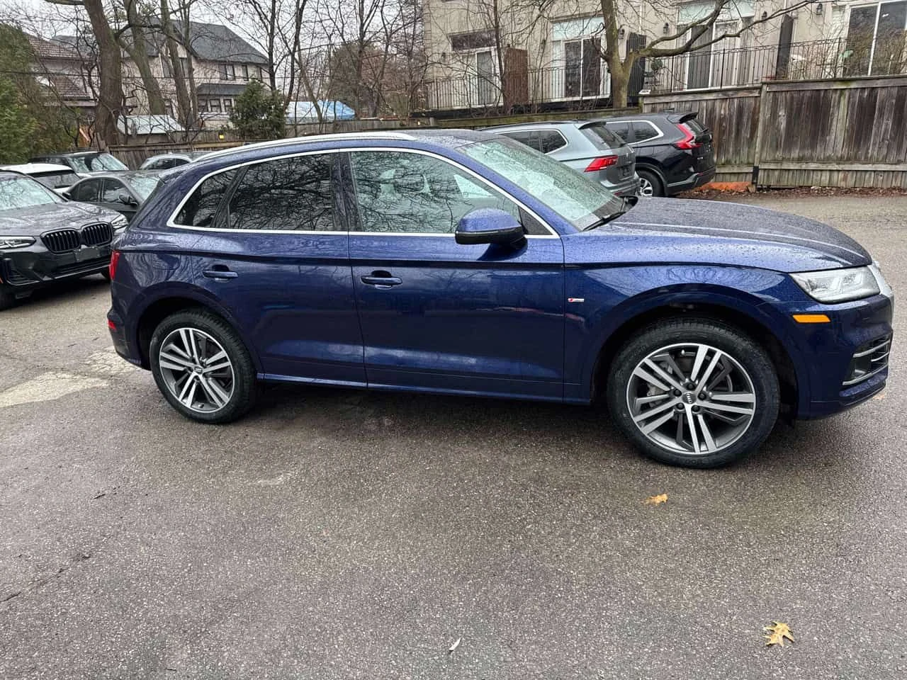 Audi Q5 Technik  CARFAX, снимка 3 - Автомобили и джипове - 54114044