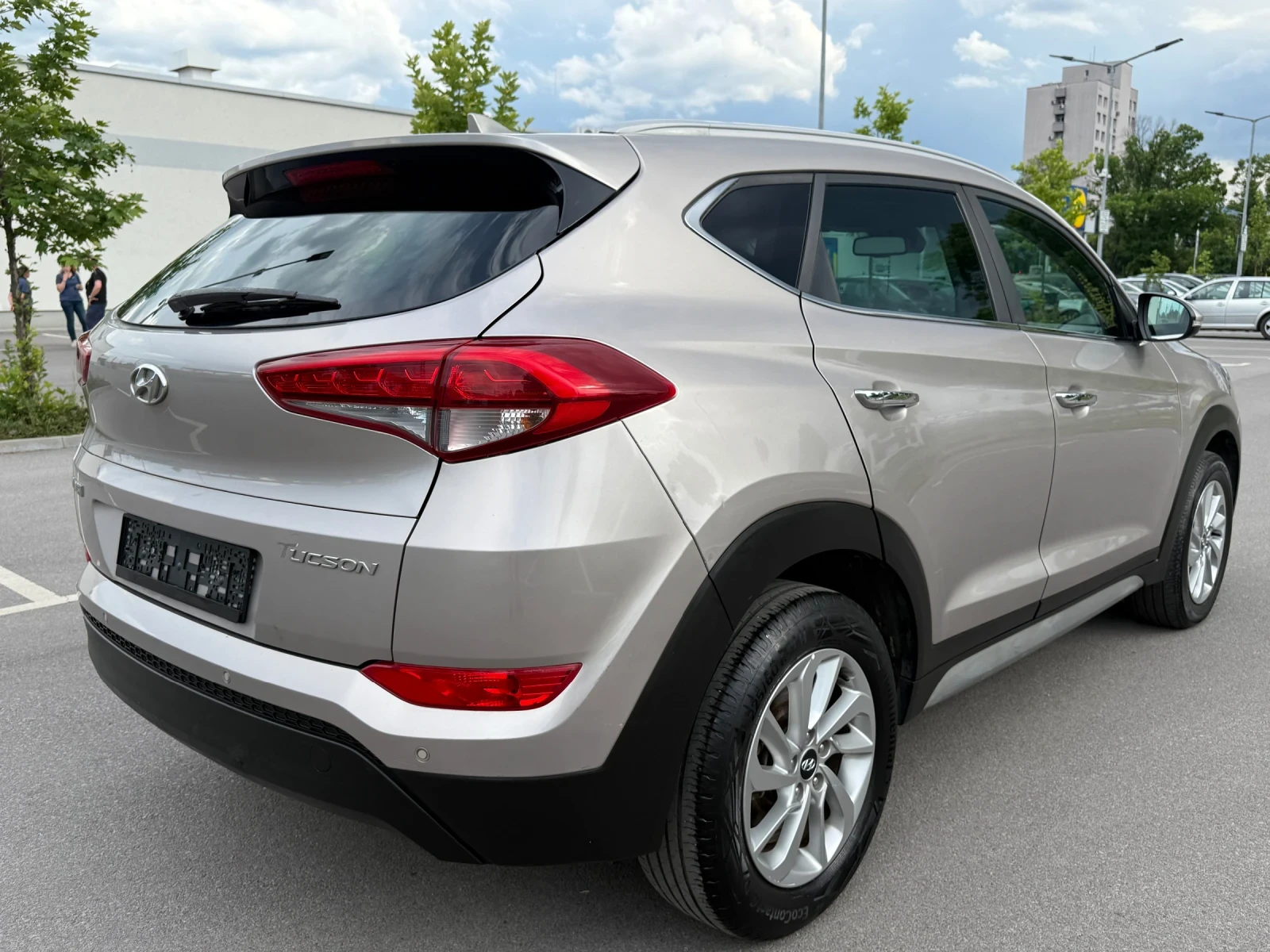 Hyundai Tucson * 1.7CRDI* AVTOMAT* PODGREV* NAVI* CAMERA* 130000K | Mobile.bg � ����������� 5