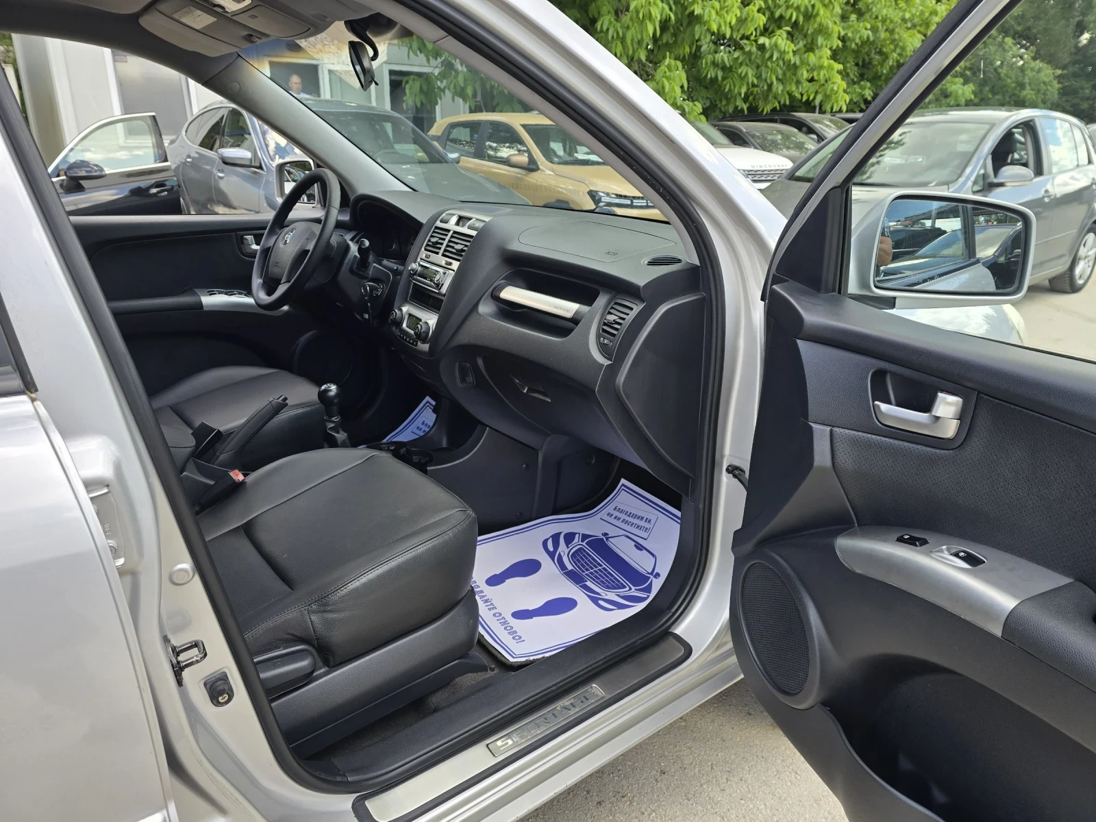 Kia Sportage 2.0D 112к.с 4х4 Кожа Бавни , снимка 14 - Автомобили и джипове - 54959268