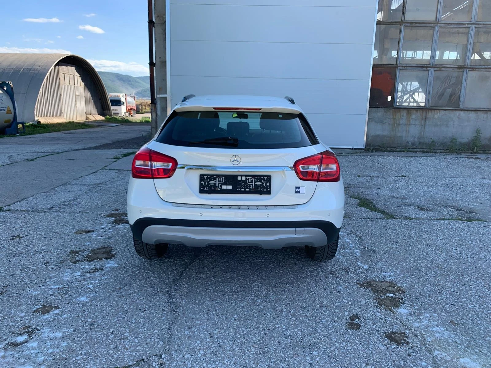 Mercedes-Benz GLA 180 D EURO 6, снимка 6 - Автомобили и джипове - 55268964