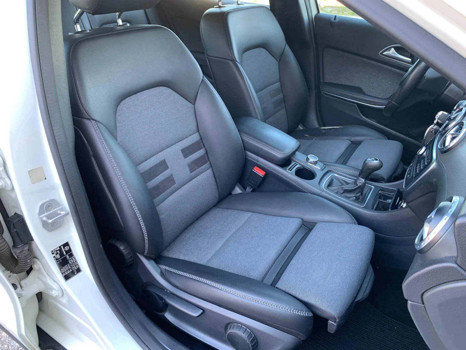 Mercedes-Benz GLA 180 D EURO 6, снимка 17 - Автомобили и джипове - 55268964