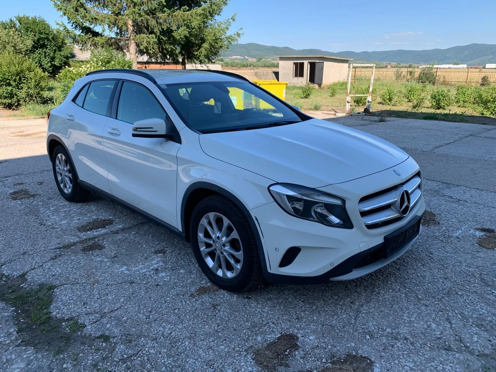 Mercedes-Benz GLA 180 D EURO 6, снимка 3 - Автомобили и джипове - 55268964