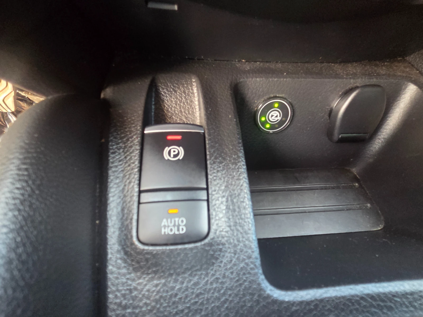 Nissan Qashqai 1.2 LPG* 360-KAMERI* PANORAMA* * , снимка 13 - Автомобили и джипове - 55364677