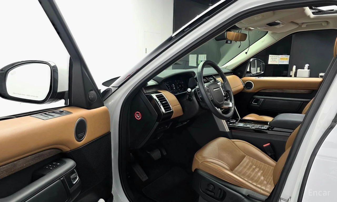 Land Rover Discovery 3.0* TD6* LUXURY* HEAT/VENT-SEATS* PANO* 360*  | Mobile.bg � ����������� 9