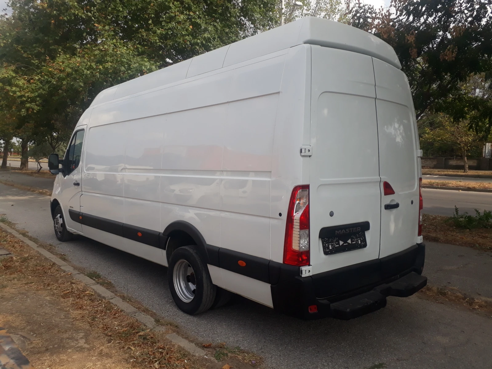 Renault Master 2.3 dci клима Б категория - изображение 4