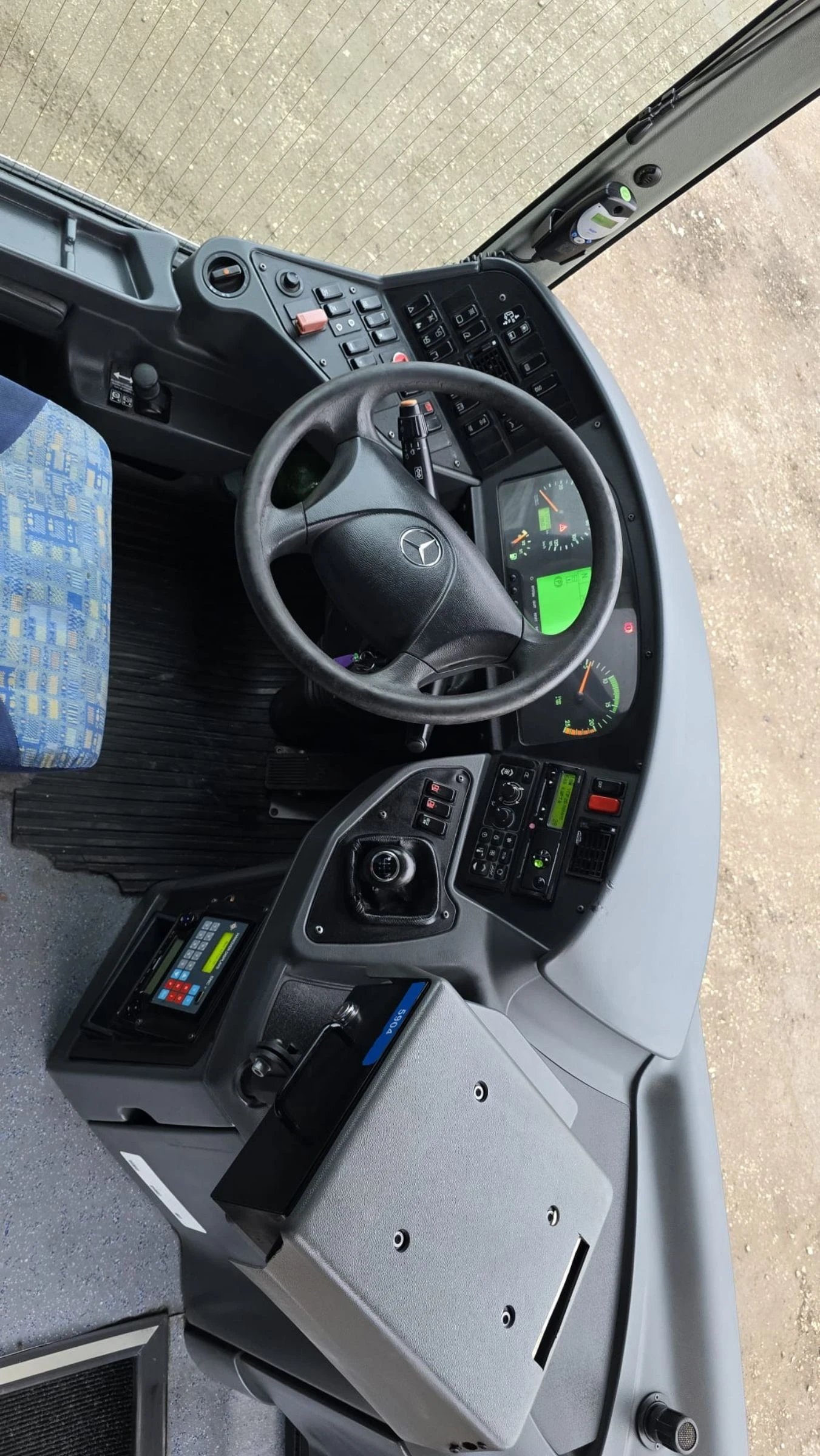 Mercedes-Benz Integro, снимка 10 - Бусове и автобуси - 53944733