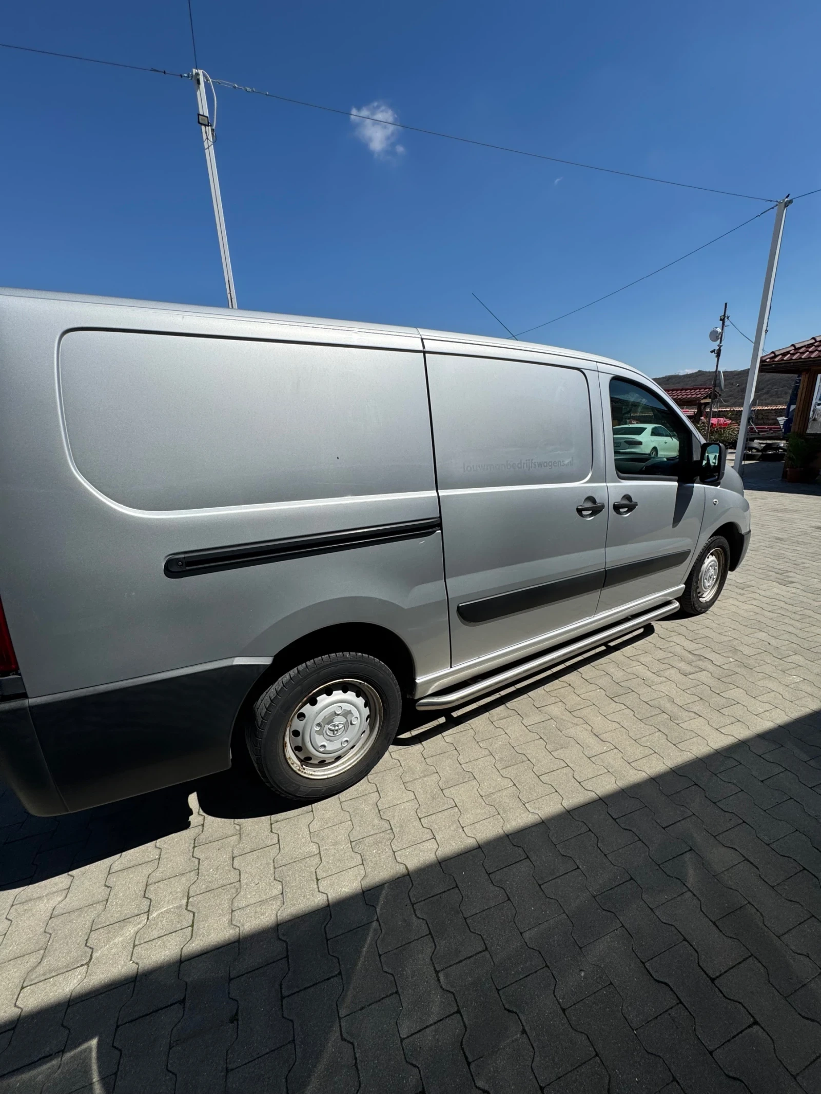 Toyota Proace 1.6D L2H 1 Aspiration, снимка 8 - Бусове и автобуси - 53977942