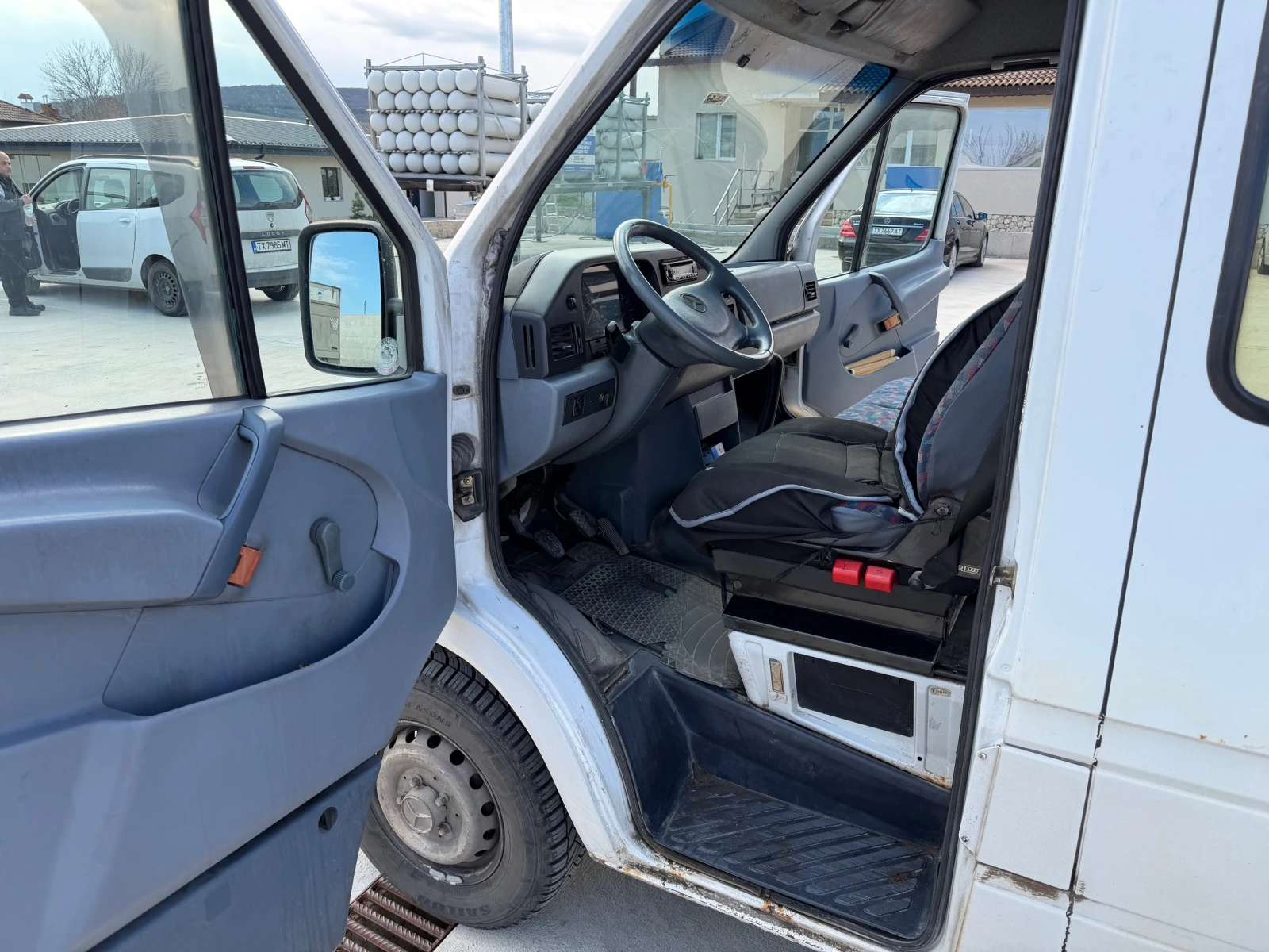 Mercedes-Benz Sprinter 312, снимка 15 - Бусове и автобуси - 54167242
