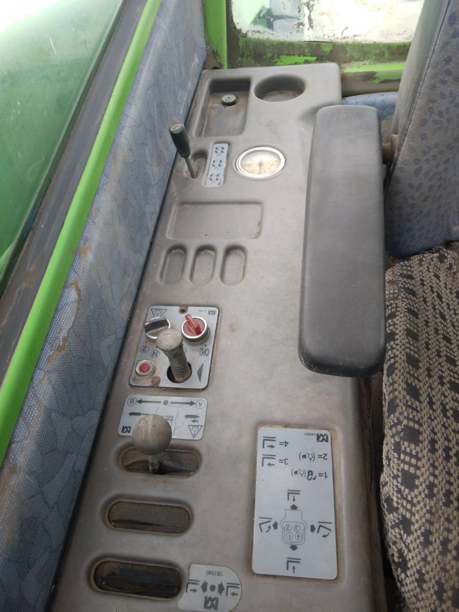 Телескопичен товарач Merlo Panoramic 33.7, снимка 7 - Селскостопанска техника - 54032036