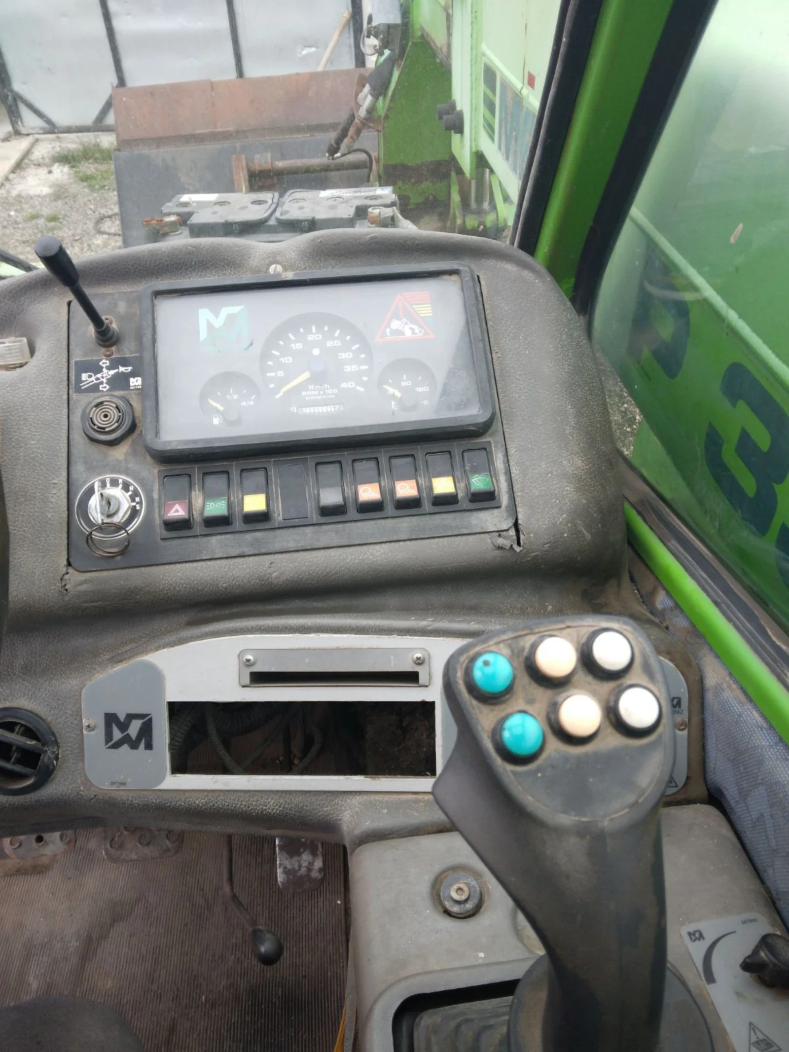 Телескопичен товарач Merlo Panoramic 33.7, снимка 8 - Селскостопанска техника - 54032036