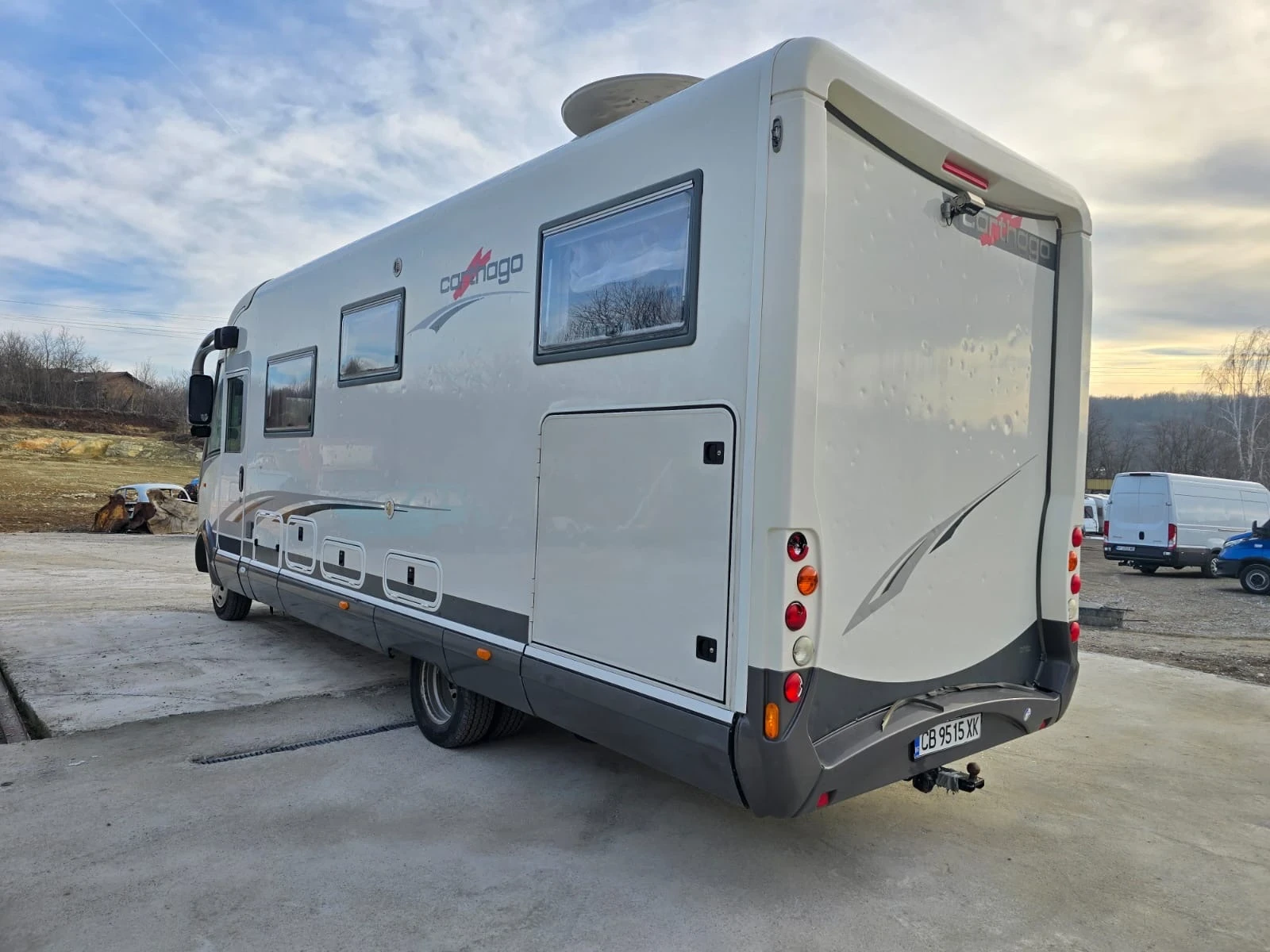Кемпер Carthago 3.5CDI 300hp automatic Регистриран за Б кат - изображение 5