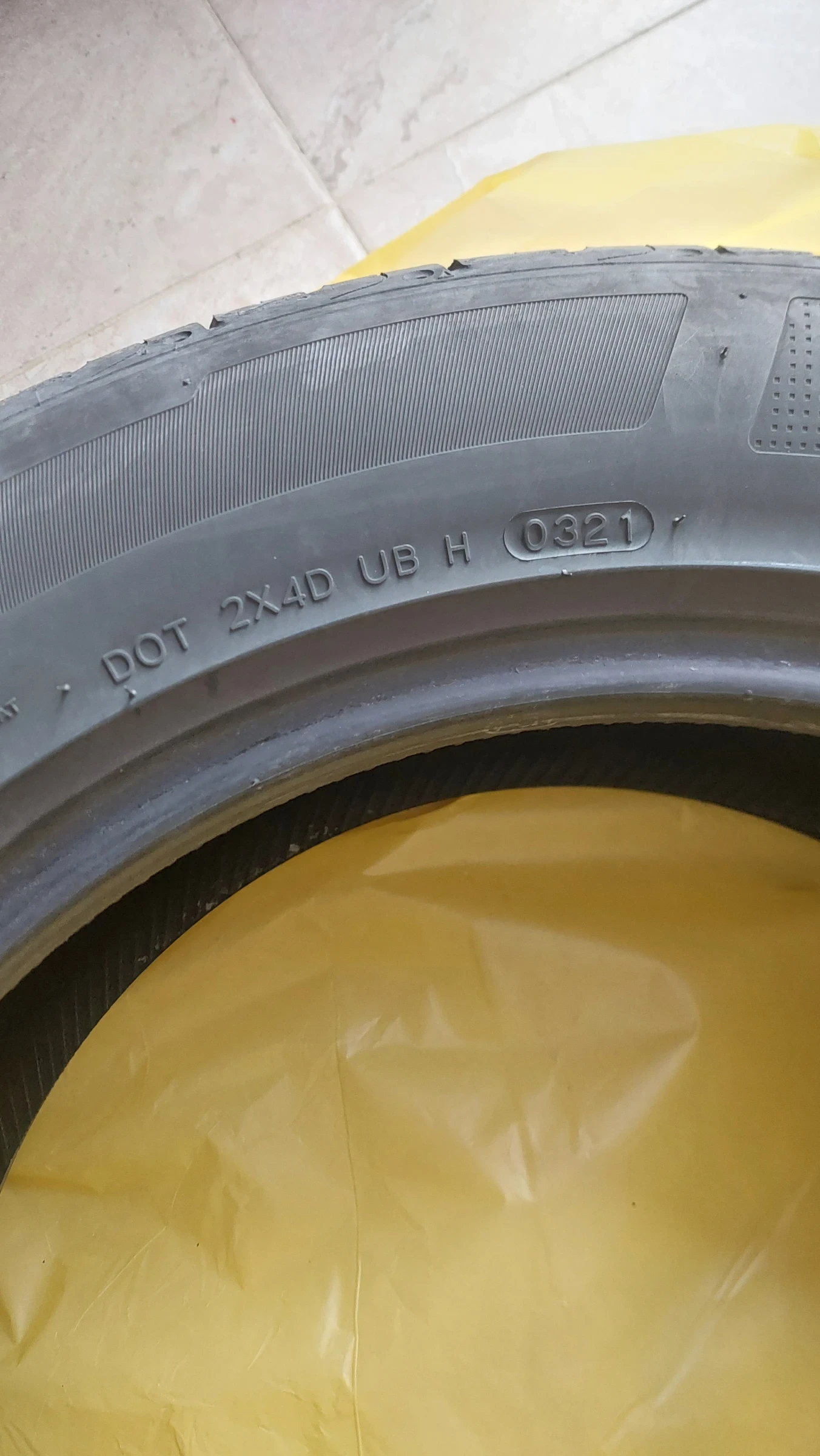 ���� 235/55R18 | Mobile.bg � ����������� 4