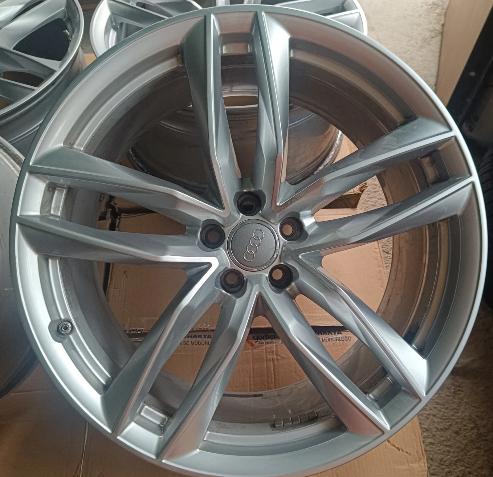 Джанти за Audi Q7, снимка 3 - Гуми и джанти - 55709052