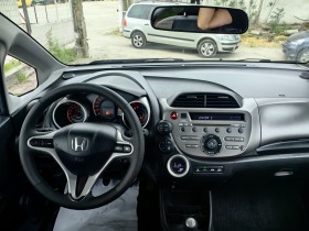 Honda Jazz 1.4i!ШВЕЙЦАРИЯ! ТОП! , снимка 11 - Автомобили и джипове - 45396464