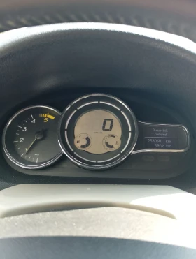 Обява за продажба на Renault Megane 1.9 DCI 131кс. ~6 700 лв. - изображение 8