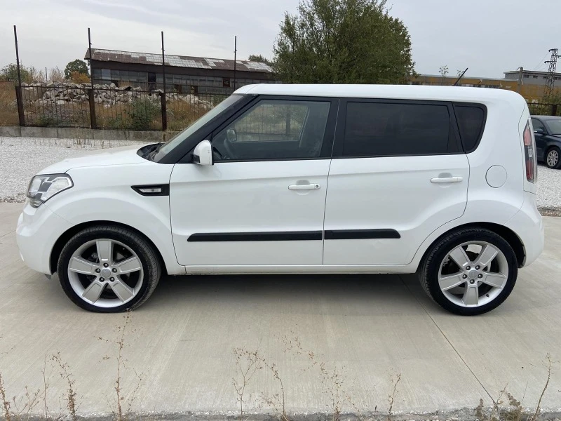 Kia Soul 1.6CRDI, снимка 5 - Автомобили и джипове - 42720557