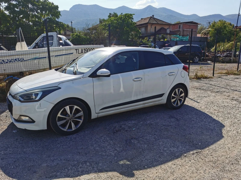 Hyundai I20 1.4 CRDI, снимка 4 - Автомобили и джипове - 44490689