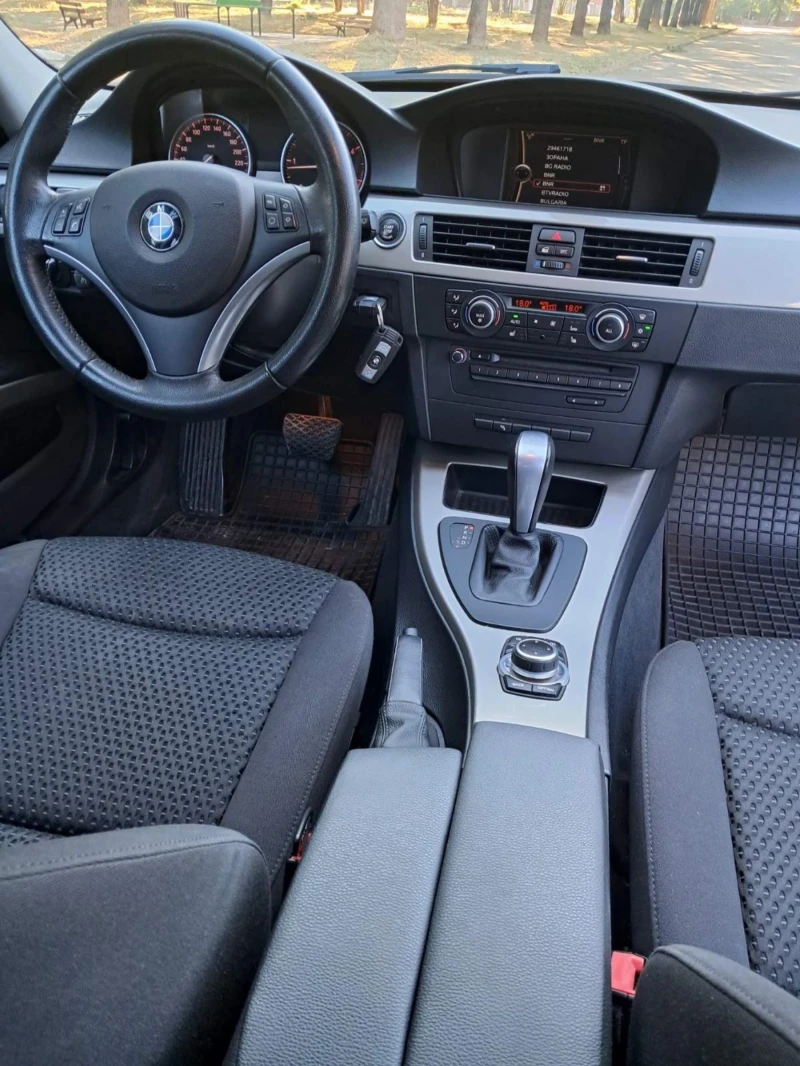 BMW 320 D, 143к.с./2010г., снимка 10 - Автомобили и джипове - 46867272