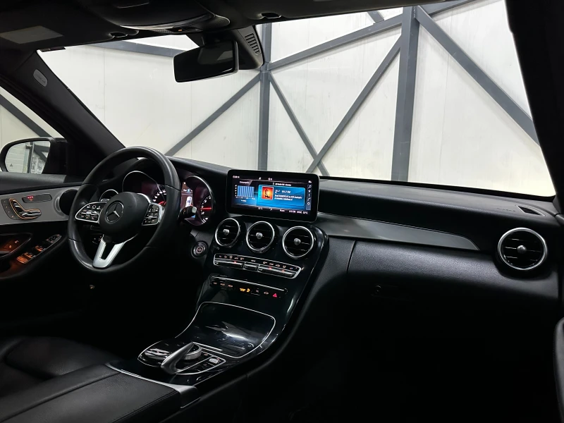 Mercedes-Benz C 300 * FACE* DISTR* ПАНОРАМА* МЪРТВИ ТОЧКИ* , снимка 11 - Автомобили и джипове - 47146529