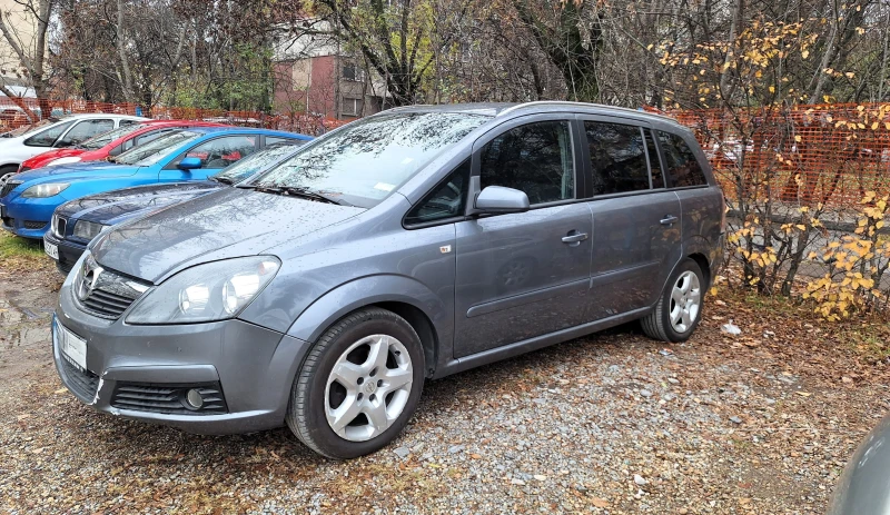 Opel Zafira БЕНЗИН-ГАЗ, снимка 1 - Автомобили и джипове - 47979309