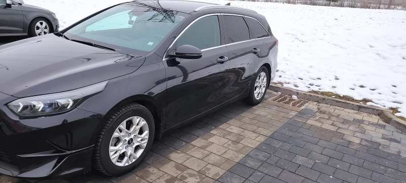 Kia Ceed Executive, снимка 2 - Автомобили и джипове - 48728970