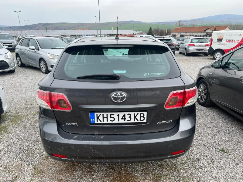 Toyota Avensis 2.0D4D 126k.c, снимка 5 - Автомобили и джипове - 49606630