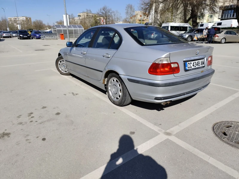 BMW 320, снимка 11 - Автомобили и джипове - 49607590