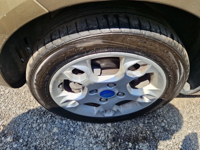 Ford Fiesta 1.4HDI 75PS.TITANIUM ITALIA, снимка 15 - Автомобили и джипове - 51118138