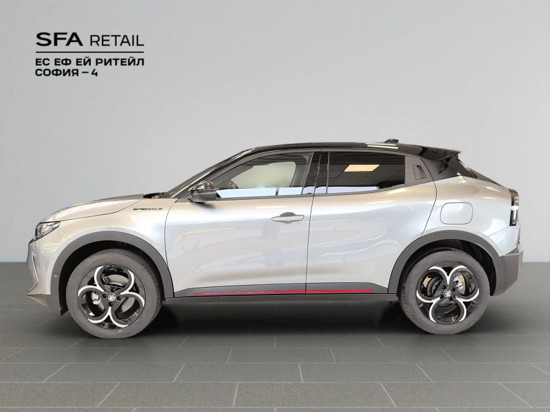 Alfa Romeo Junior SPECIALE IBRIDA 1.2 48V-Hybrid 6-DCT 145Hp, снимка 8 - Автомобили и джипове - 52413206