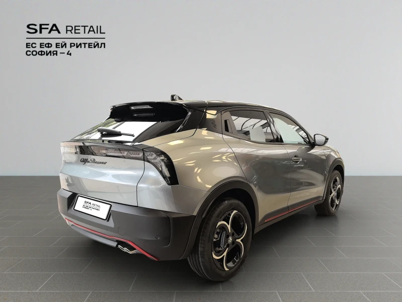 Alfa Romeo Junior SPECIALE IBRIDA 1.2 48V-Hybrid 6-DCT 145Hp, снимка 5 - Автомобили и джипове - 52413206