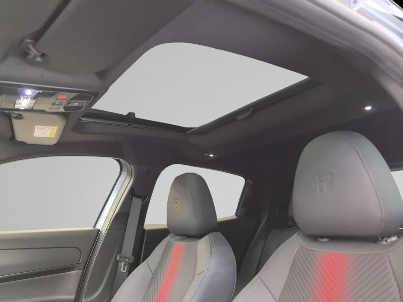 Alfa Romeo Junior SPECIALE IBRIDA 1.2 48V-Hybrid 6-DCT 145Hp, снимка 14 - Автомобили и джипове - 52413206