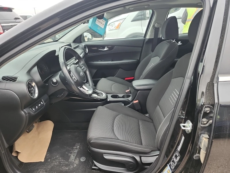 Kia Forte EX+ * * CARFAX * * АВТО КРЕДИТ * * , снимка 5 - Автомобили и джипове - 52418372