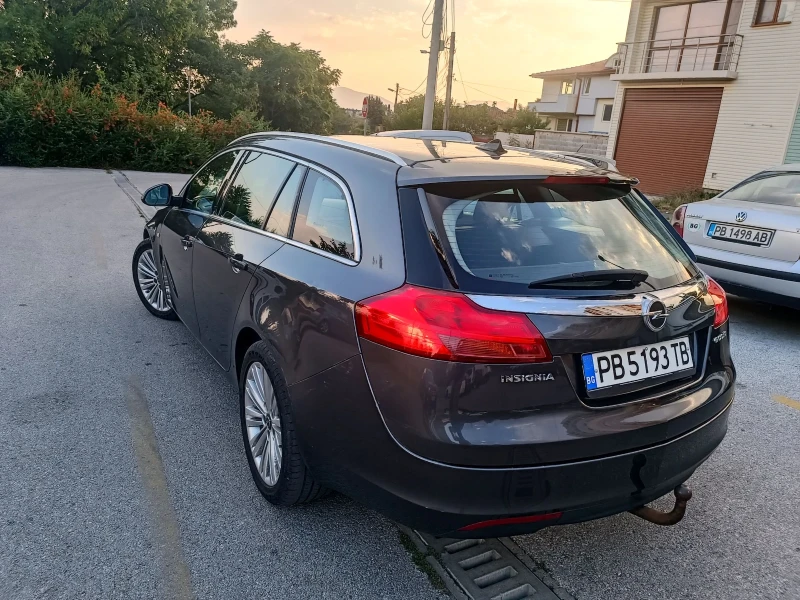 Opel Insignia, снимка 5 - Автомобили и джипове - 52490434