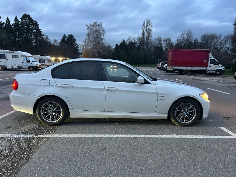 BMW 320 XDrive, снимка 4 - Автомобили и джипове - 52641535