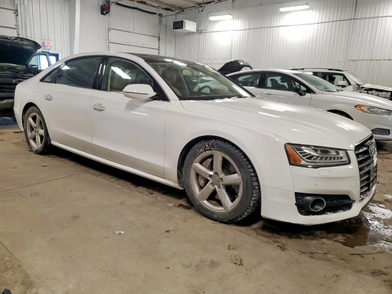 Audi A8 L* Matrix* Подгреви* Обдух* 360* HUD* Blind spot, снимка 4 - Автомобили и джипове - 53271399