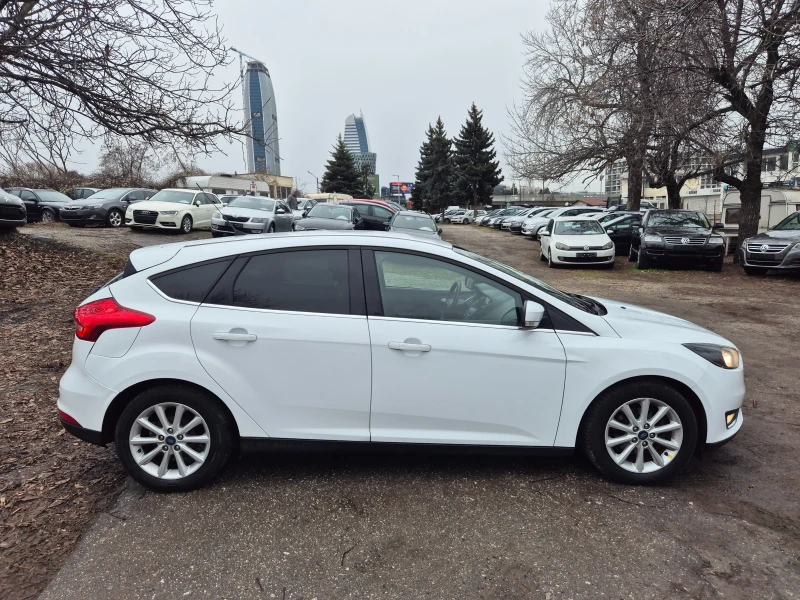 Ford Focus 1.5TDCI NAVI KEYLESS  ВНОС ИТАЛИЯ БЕЗ РЪЖДИ И ЗАБЕ, снимка 4 - Автомобили и джипове - 53272931