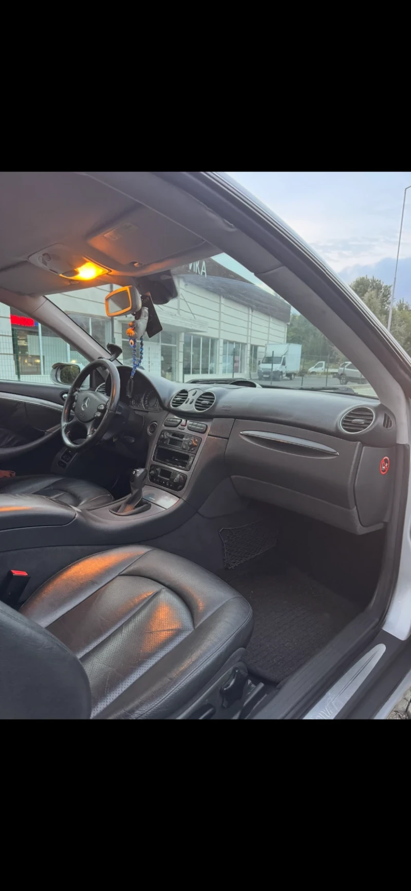 Mercedes-Benz CLK 240 avangard , снимка 15 - Автомобили и джипове - 53380768