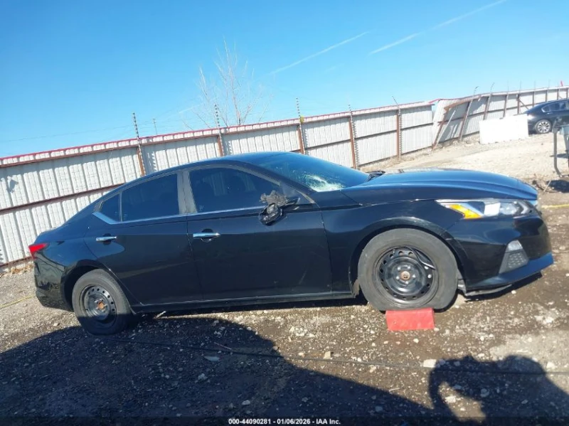 Nissan Altima 2.5l S Fwd, снимка 13 - Автомобили и джипове - 53573084