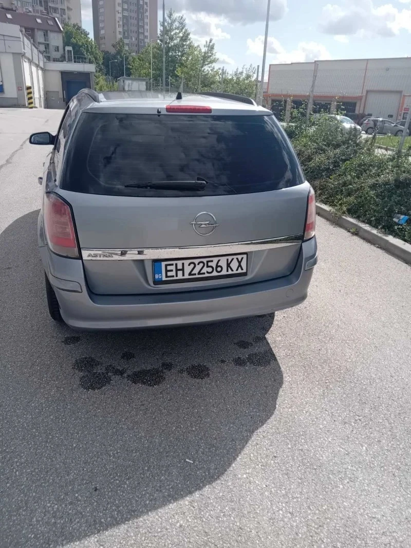 Opel Astra 1.6 - изображение 6